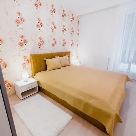 Corvin Promenade With Free Parking Budapest